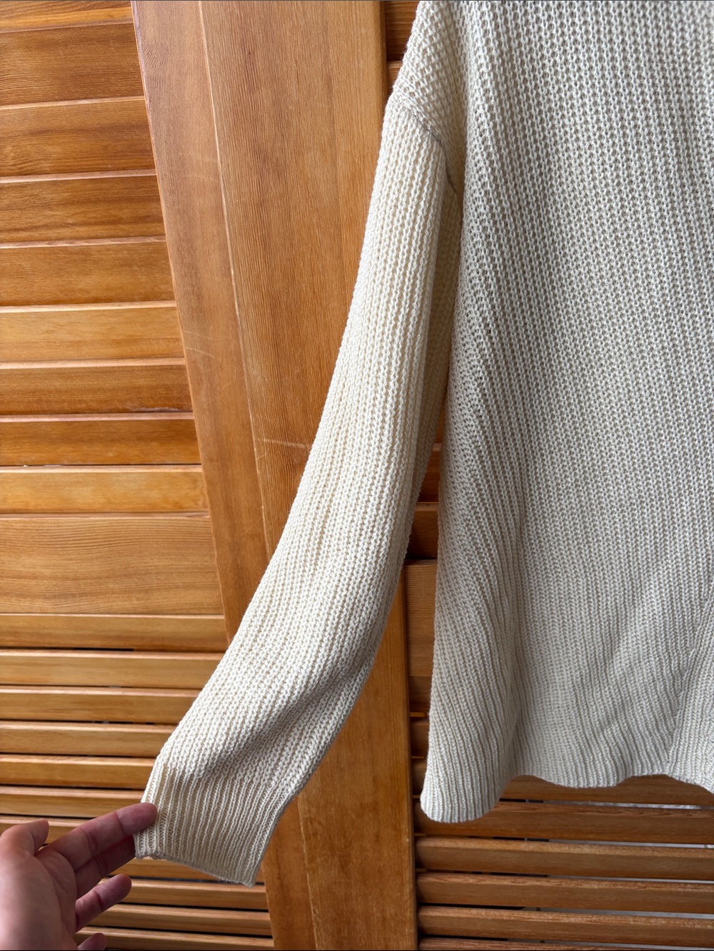 V-Neck Chunky Knit Women's Sweater - Cream - Picture 3 of 4